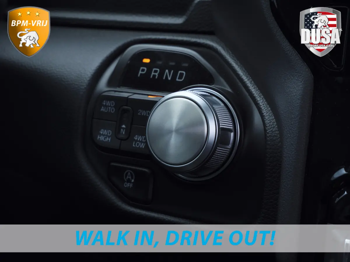 1500 | Laramie Sport | 5.7 V8 | HEMI | 4x4 | Crew Cab Panoramadak | Leder | Uconnect touchscreen | Getoonde accessoires zijn verkrijgbaar tegen meerprijs