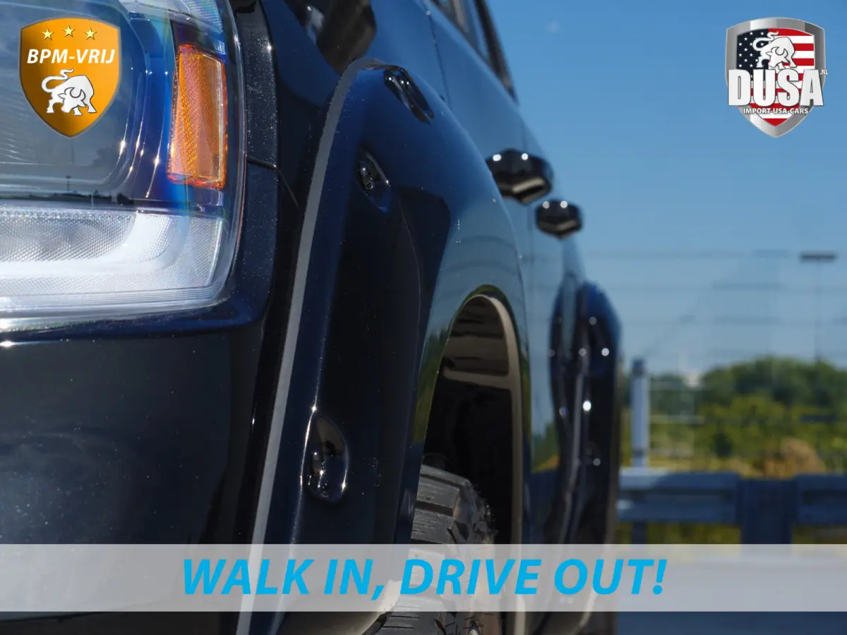 1500 | Laramie Sport | 5.7 V8 | HEMI | 4x4 | Crew Cab Panoramadak | Leder | Uconnect touchscreen | Getoonde accessoires zijn verkrijgbaar tegen meerprijs