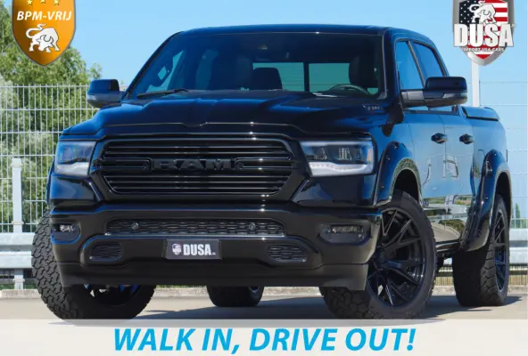 1500 | Laramie Sport | 5.7 V8 | HEMI | 4x4 | Crew Cab Panoramadak | Leder | Uconnect touchscreen | Getoonde accessoires zijn verkrijgbaar tegen meerprijs