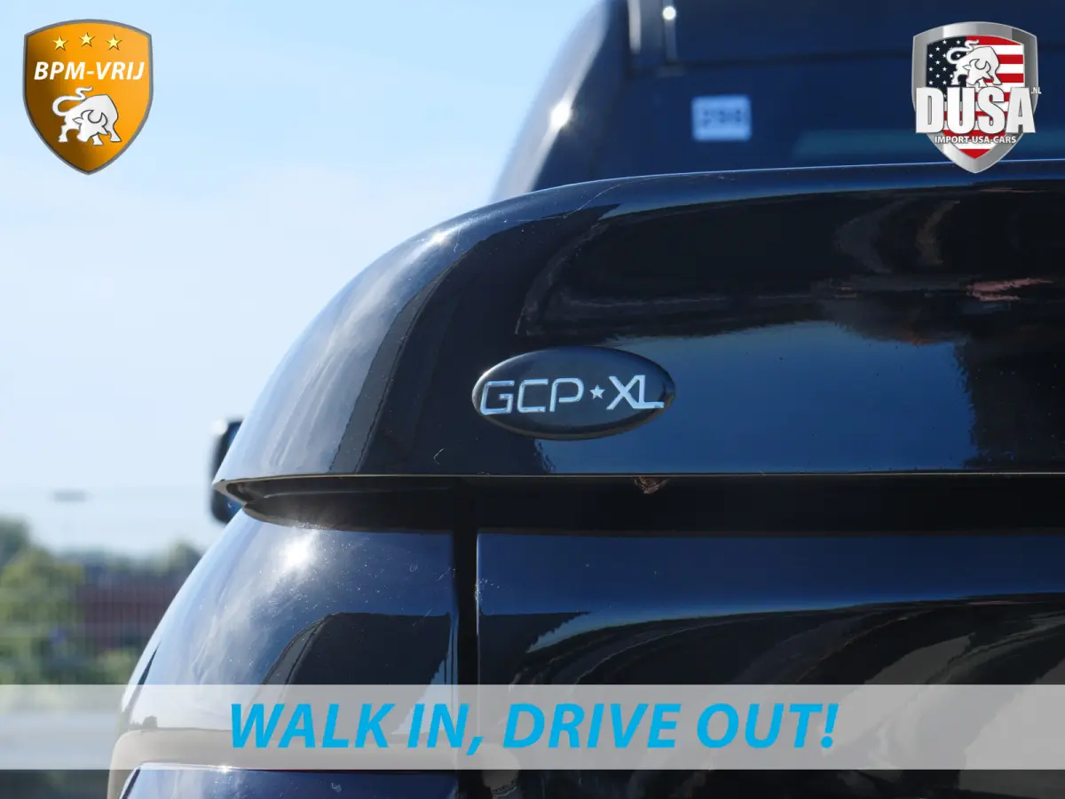1500 | Laramie Sport | 5.7 V8 | HEMI | 4x4 | Crew Cab Panoramadak | Leder | Uconnect touchscreen | Getoonde accessoires zijn verkrijgbaar tegen meerprijs