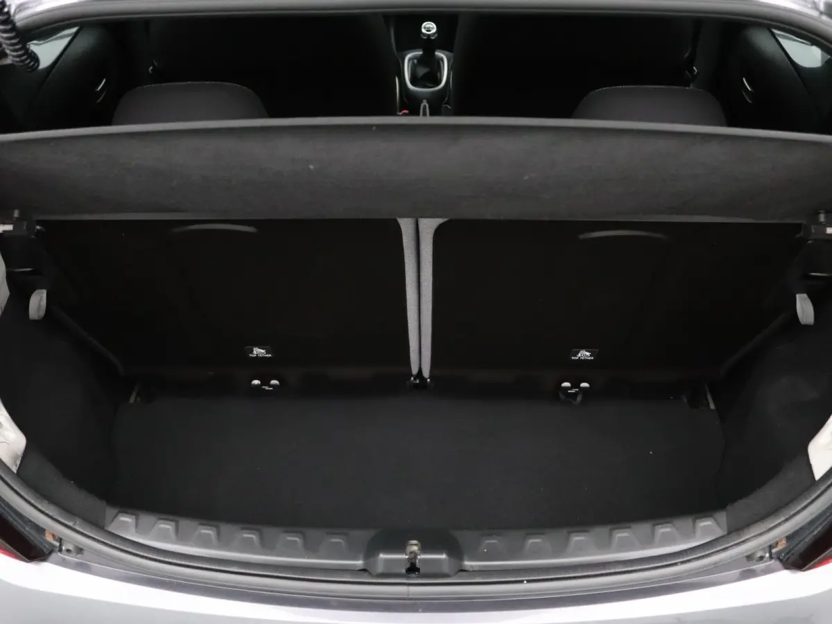 1.0 VVT-i x-joy Apple Carplay/Android Auto | Climate