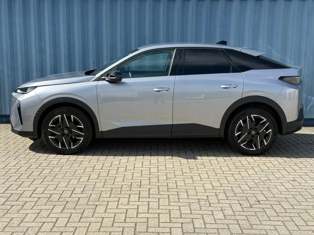 1.2 Hybrid 136 Allure 360 Camera | Adeptieve cruise control | Stuurwielverwarming | Navigatie | Apple carplay & Android auto