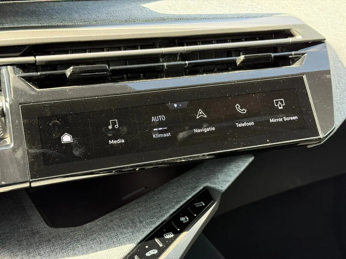 1.2 Hybrid 136 Allure 360 Camera | Adeptieve cruise control | Stuurwielverwarming | Navigatie | Apple carplay & Android auto