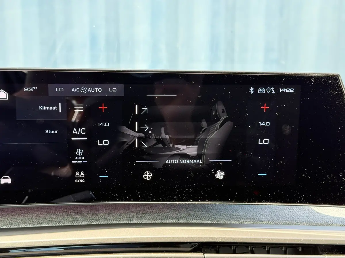 1.2 Hybrid 136 Allure 360 Camera | Adeptieve cruise control | Stuurwielverwarming | Navigatie | Apple carplay & Android auto