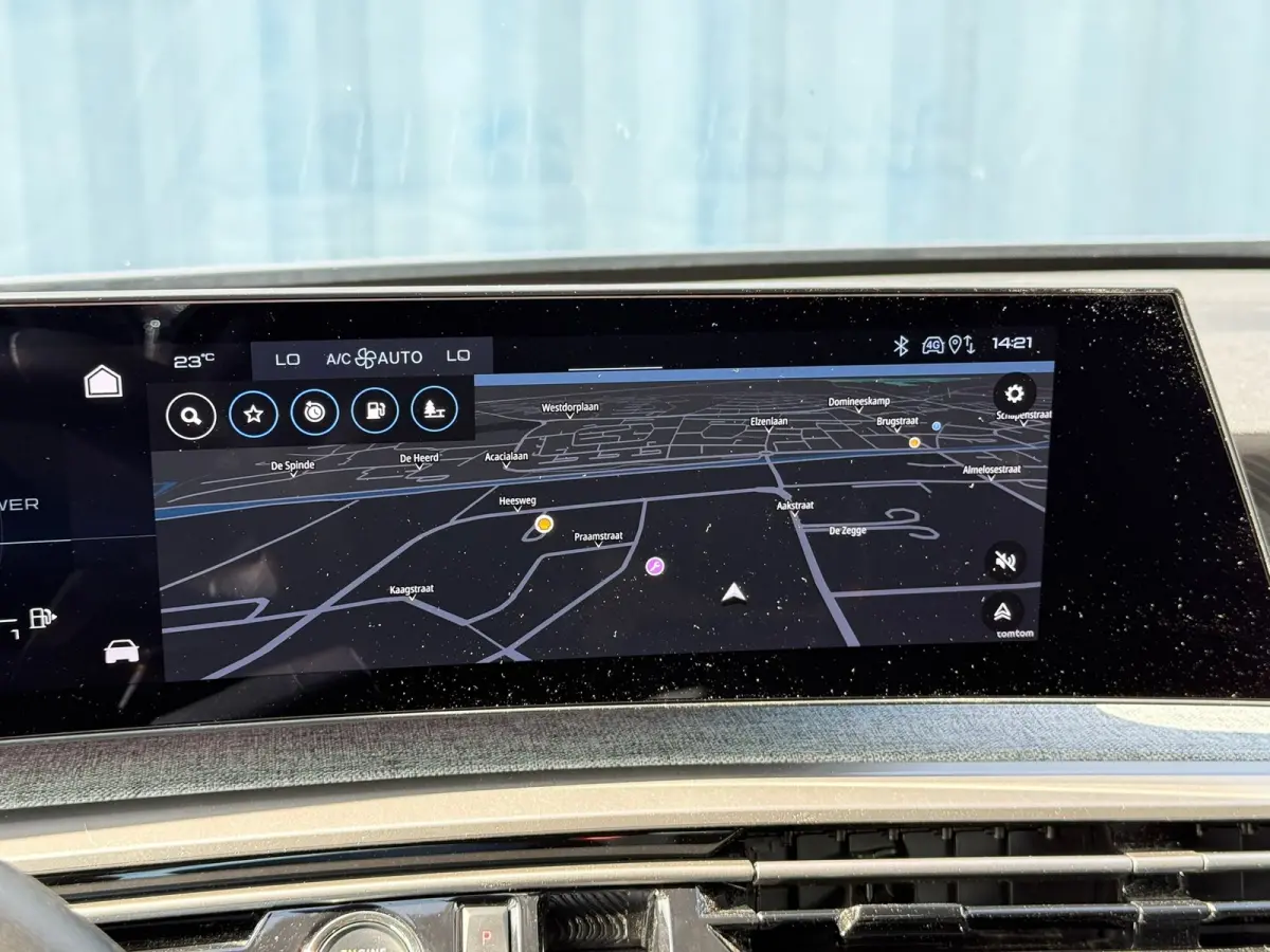 1.2 Hybrid 136 Allure 360 Camera | Adeptieve cruise control | Stuurwielverwarming | Navigatie | Apple carplay & Android auto