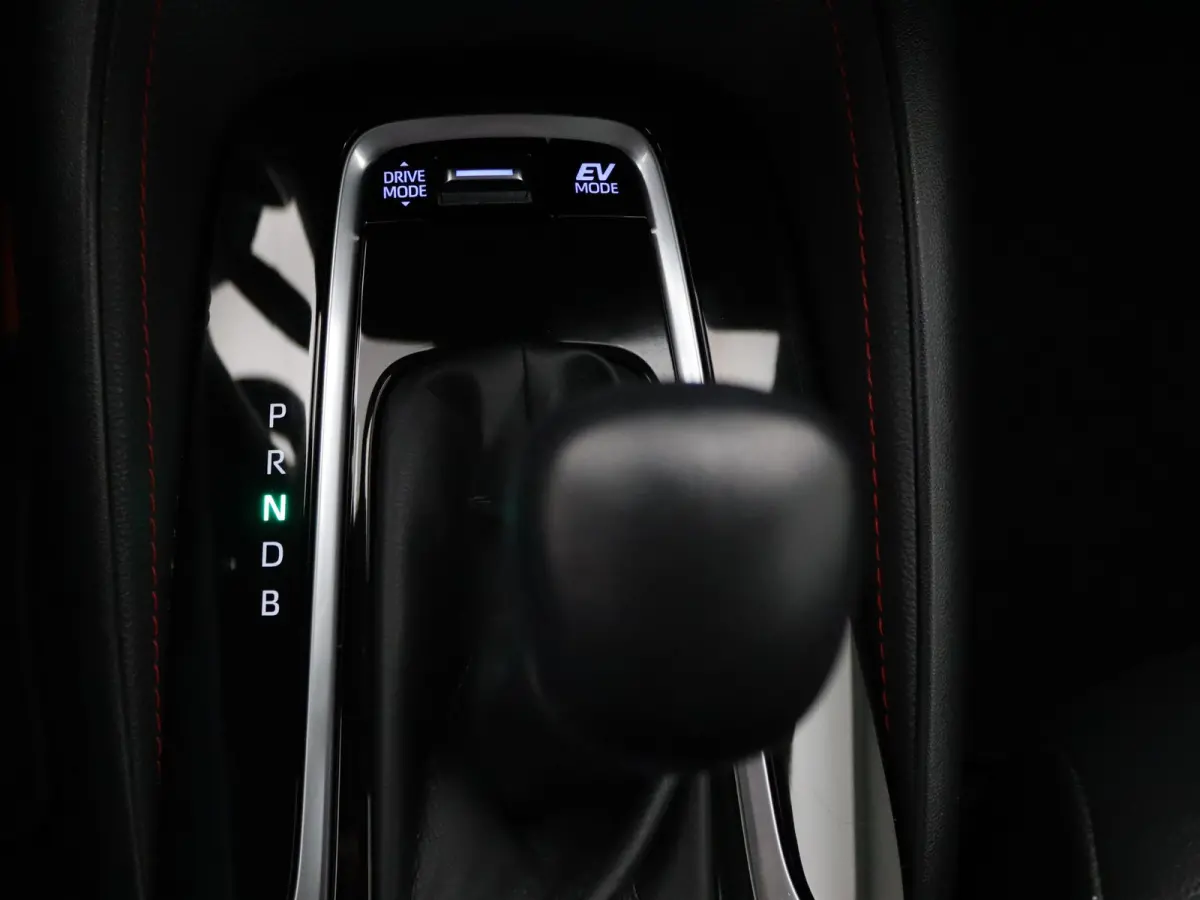 1.8 Hybrid Executive Apple Carplay/Android Auto | Climate