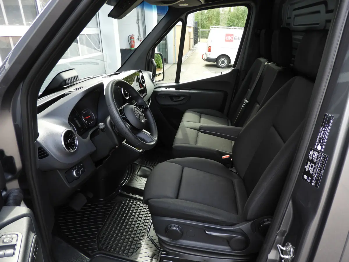 317 1.9 CDI L2H2 RWD AUT | LED | CAMERA | MBUX | CRUISE