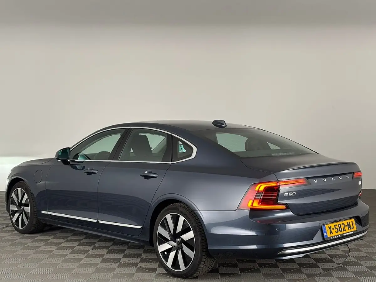2.0 T8 AWD Ultimate Bright | SCHUIFDAK | harman/kardon | 360° | Stoelventilatie