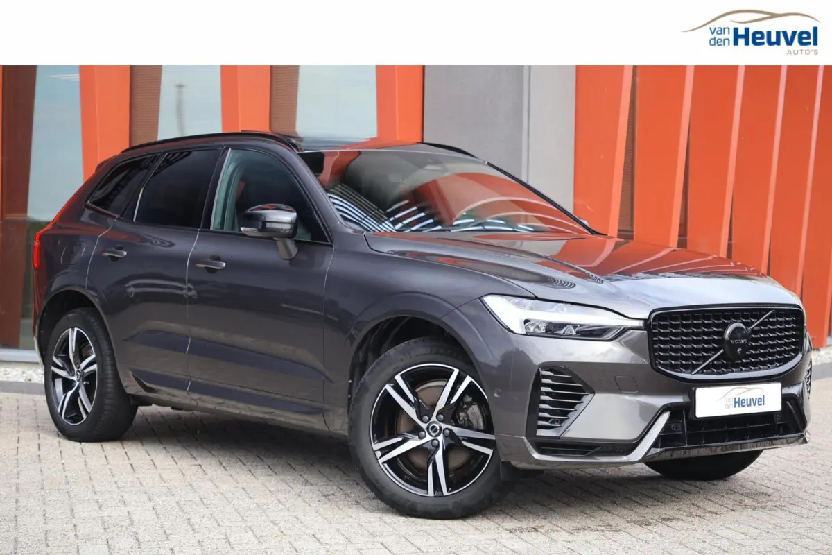T6 Recharge AWD R-Design | Stoelverwarming & Koeling | 360° Camera | Panoramadak | Long Range | H/K | Keyless