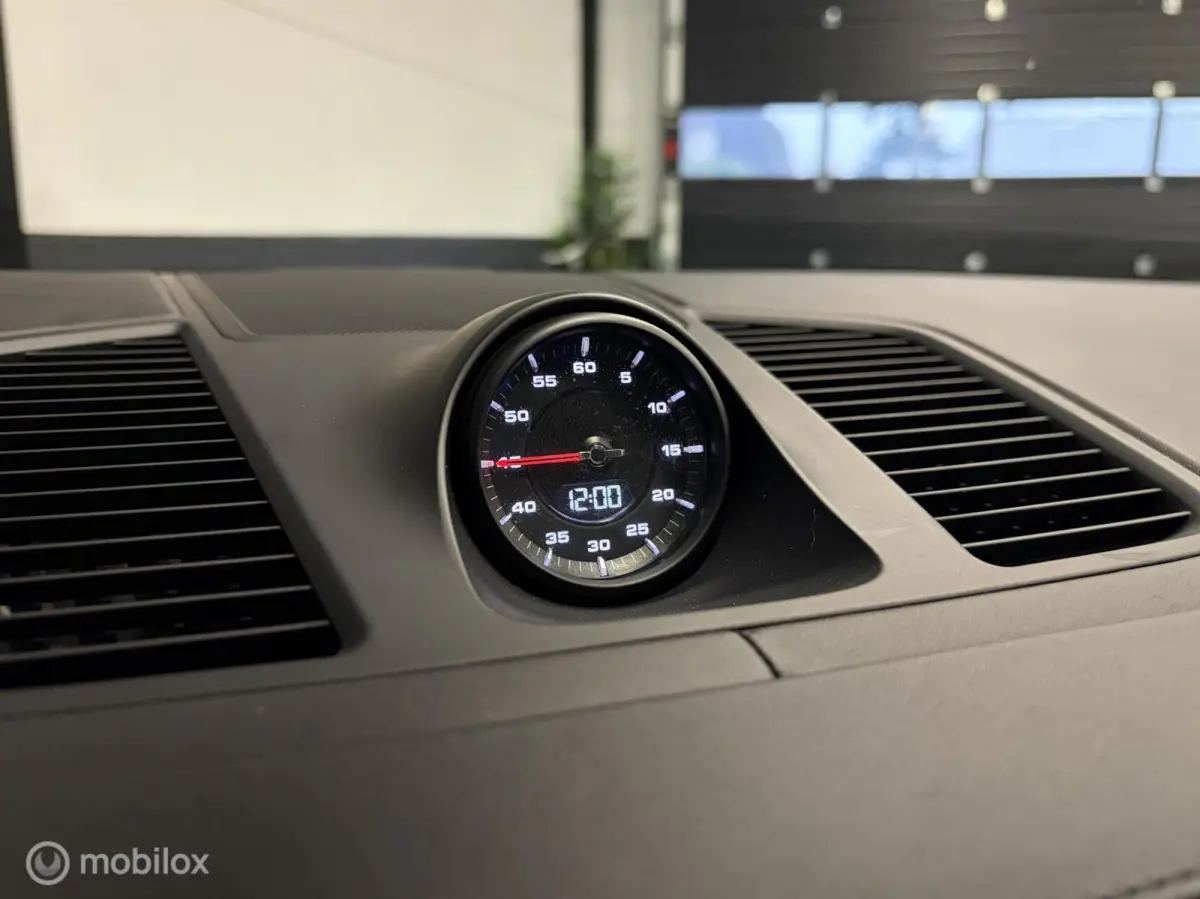4.0 Turbo BURMESTER / 4WS / NIGHTVISION / ELEKTR. TR.HAAK / SPORTCHRONO / DEALER O.H. / STOELKOELING+VERWARMING