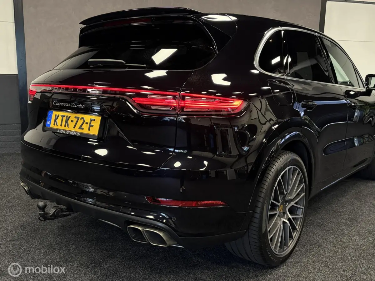4.0 Turbo BURMESTER / 4WS / NIGHTVISION / ELEKTR. TR.HAAK / SPORTCHRONO / DEALER O.H. / STOELKOELING+VERWARMING