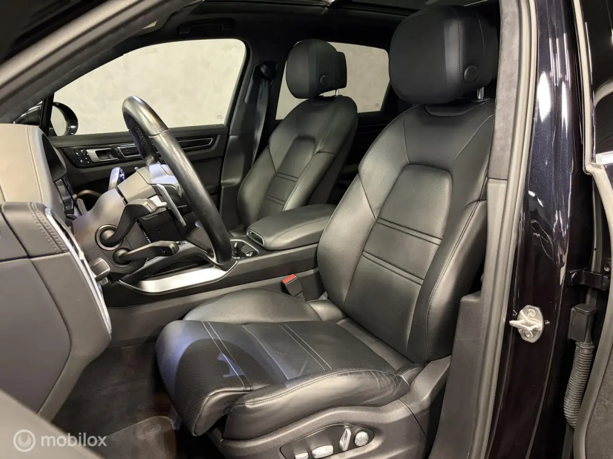 4.0 Turbo BURMESTER / 4WS / NIGHTVISION / ELEKTR. TR.HAAK / SPORTCHRONO / DEALER O.H. / STOELKOELING+VERWARMING