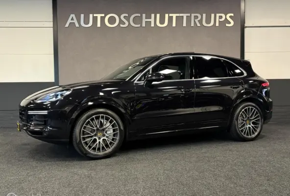 4.0 Turbo BURMESTER / 4WS / NIGHTVISION / ELEKTR. TR.HAAK / SPORTCHRONO / DEALER O.H. / STOELKOELING+VERWARMING