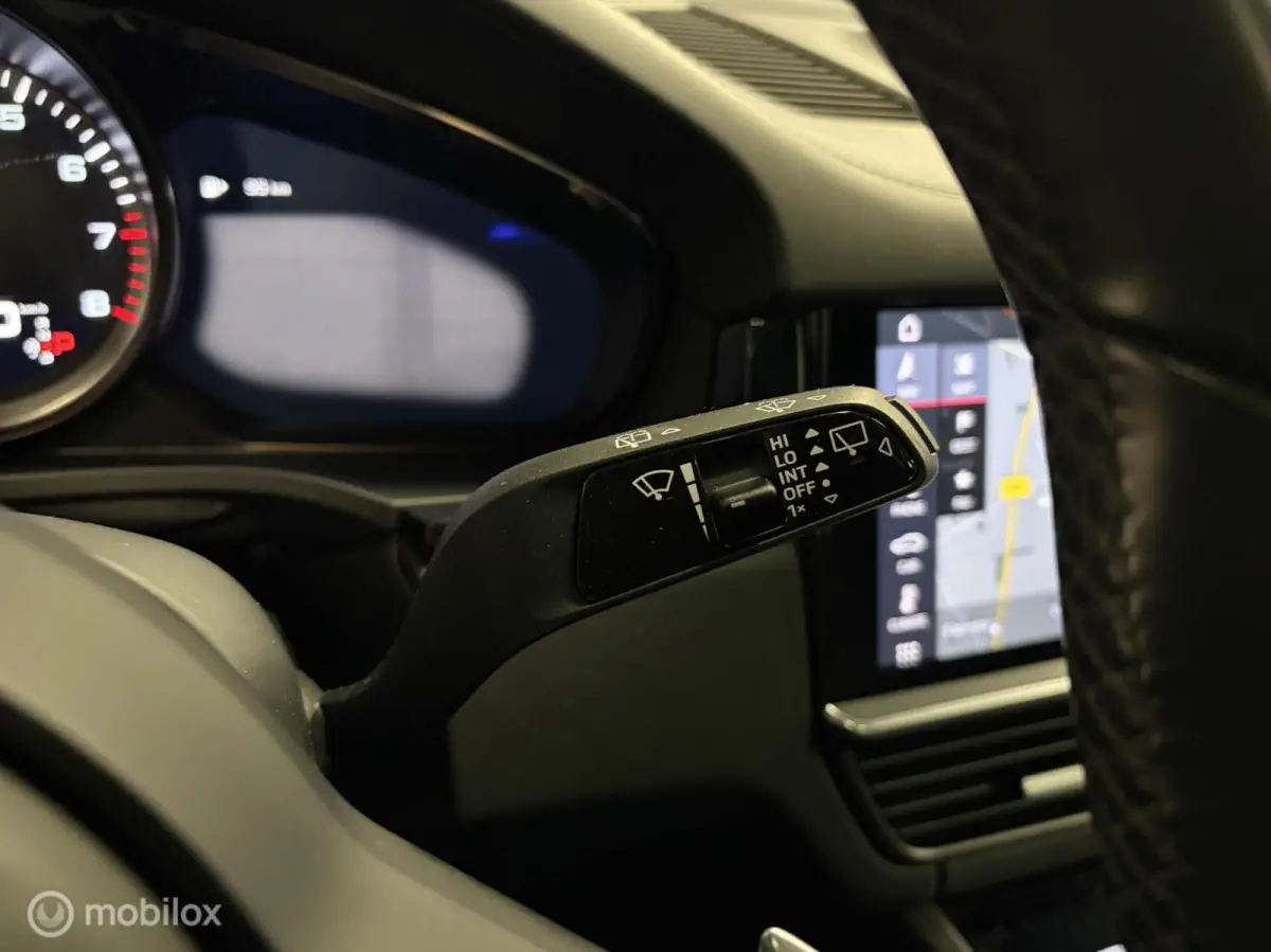 4.0 Turbo BURMESTER / 4WS / NIGHTVISION / ELEKTR. TR.HAAK / SPORTCHRONO / DEALER O.H. / STOELKOELING+VERWARMING