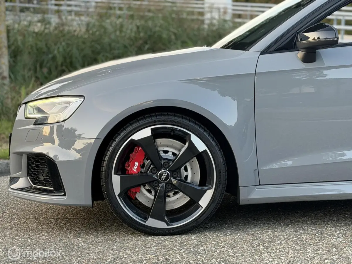 RS3 2.5 TFSI QUATTRO PANO B&O NARDO KEYLESS MAGNETIC