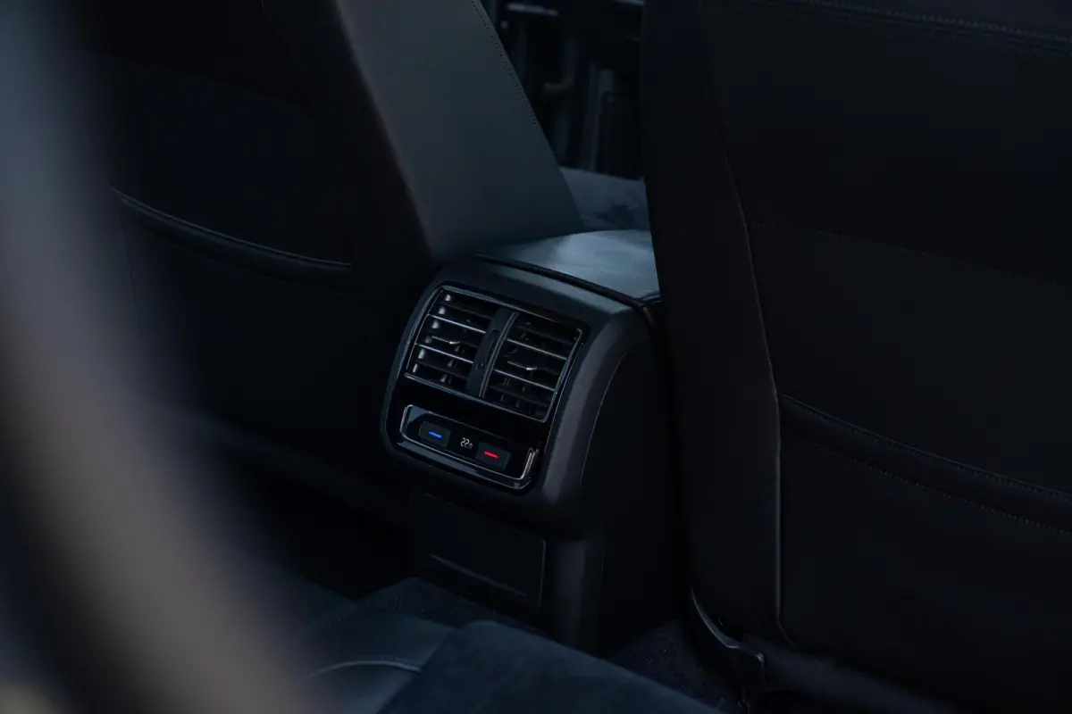 1.4 TSI ACT Highline R-Line|Org.NL NAP|Trekhaak|CarPlay|Digitaal Dashboard|ErgoComfort|Camera|Volledig Onderhouden
