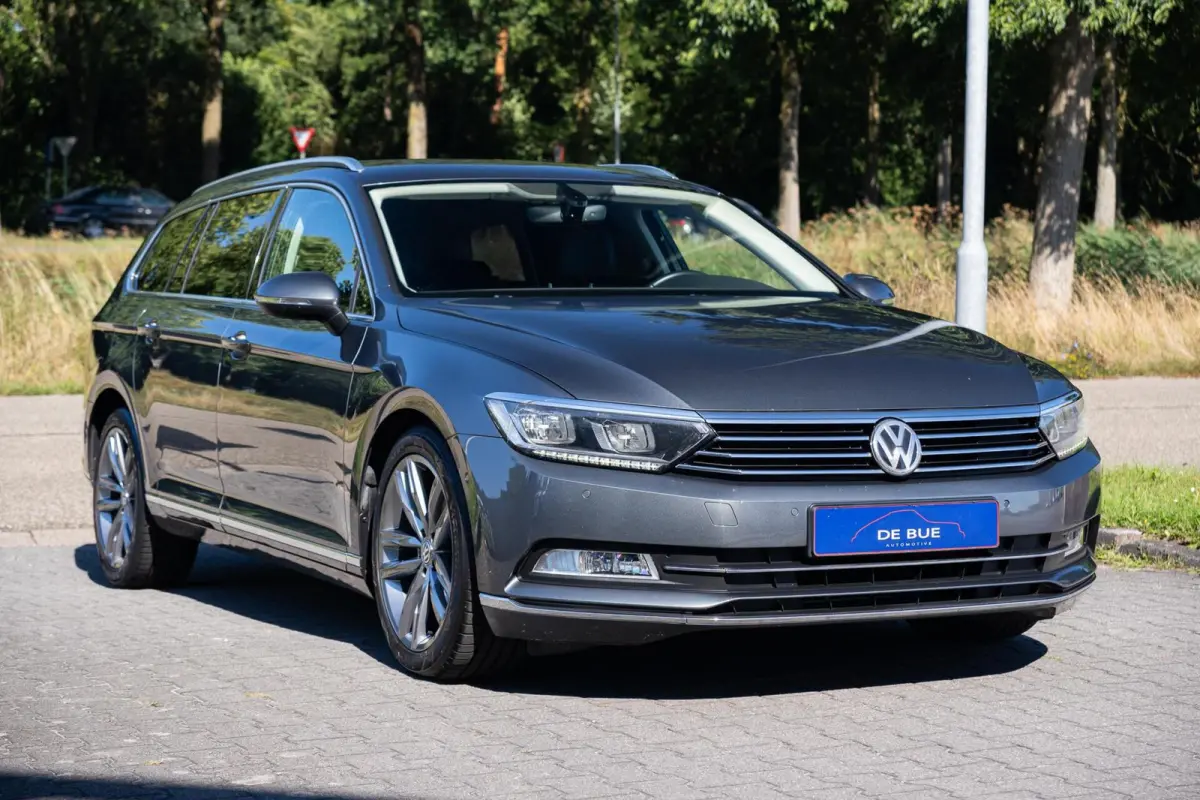 1.4 TSI ACT Highline R-Line|Org.NL NAP|Trekhaak|CarPlay|Digitaal Dashboard|ErgoComfort|Camera|Volledig Onderhouden