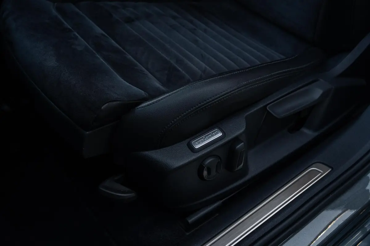 1.4 TSI ACT Highline R-Line|Org.NL NAP|Trekhaak|CarPlay|Digitaal Dashboard|ErgoComfort|Camera|Volledig Onderhouden