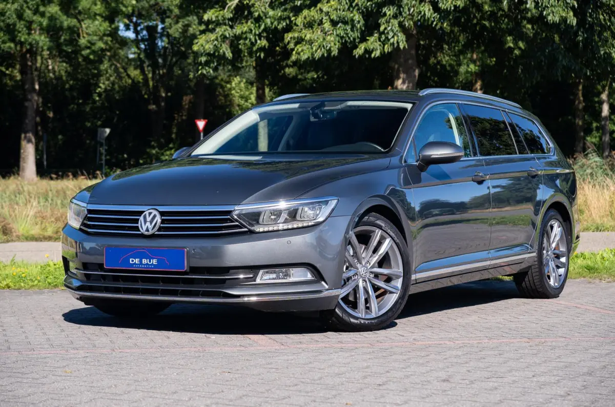 1.4 TSI ACT Highline R-Line|Org.NL NAP|Trekhaak|CarPlay|Digitaal Dashboard|ErgoComfort|Camera|Volledig Onderhouden