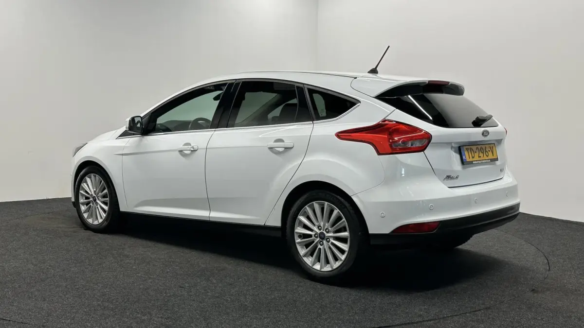 1.0 EcoBoost Trend Edition Business NAVI CRUISE ECC LM.