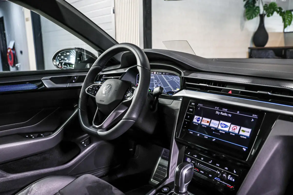 1.4 TSI eHybrid R-Line|Pano
