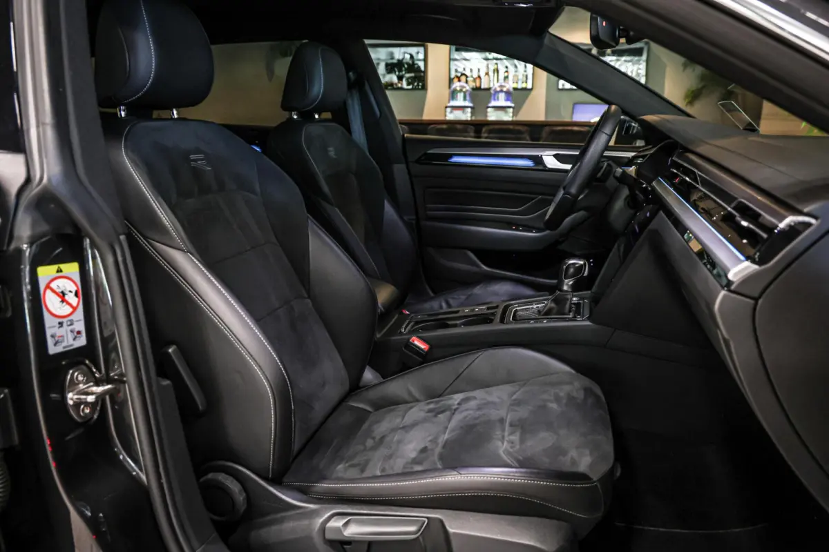 1.4 TSI eHybrid R-Line|Pano
