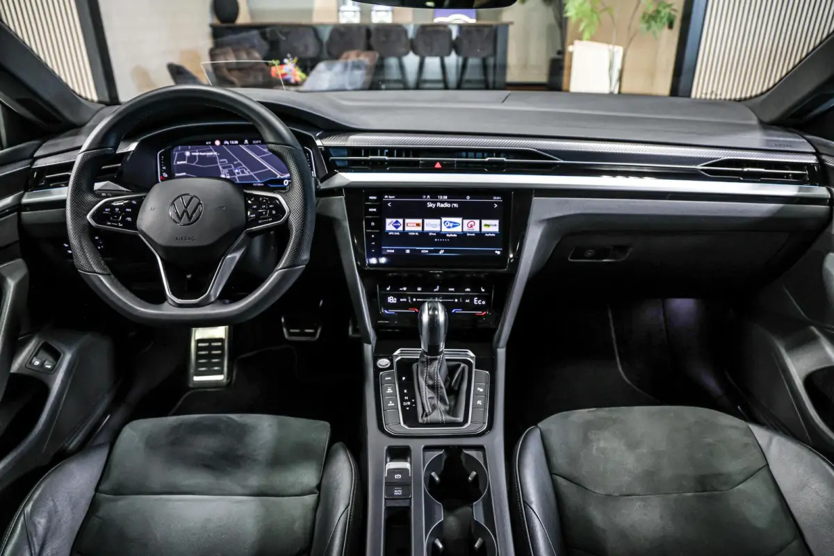 1.4 TSI eHybrid R-Line|Pano