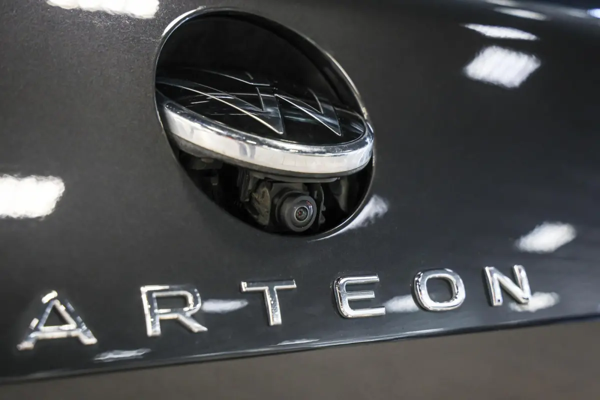 1.4 TSI eHybrid R-Line|Pano