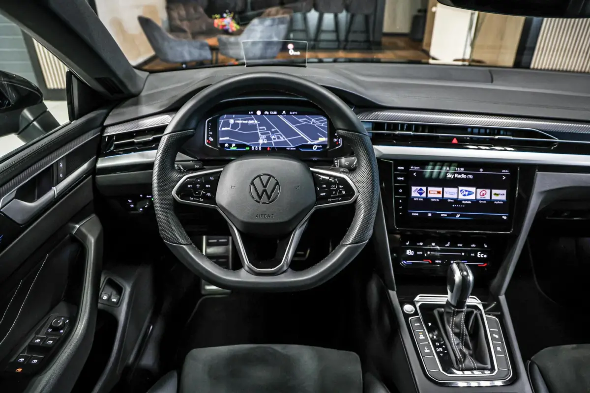 1.4 TSI eHybrid R-Line|Pano