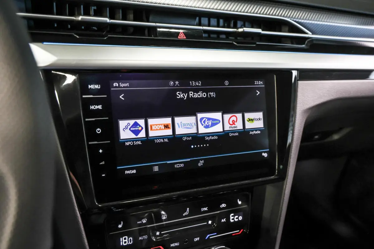 1.4 TSI eHybrid R-Line|Pano