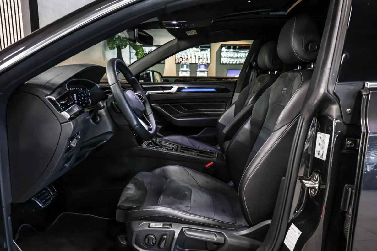 1.4 TSI eHybrid R-Line|Pano