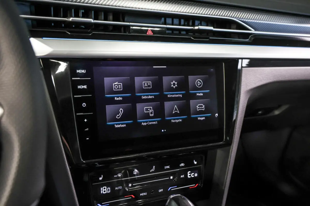 1.4 TSI eHybrid R-Line|Pano