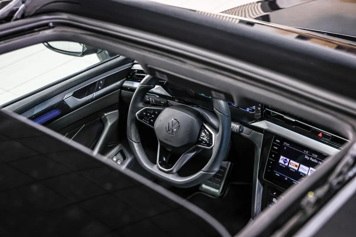 1.4 TSI eHybrid R-Line|Pano