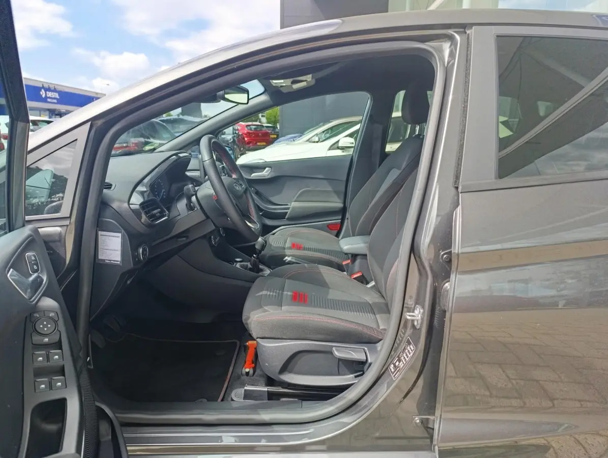 1.0 EcoBoost Hybrid ST-Line X | Climate Control | Cruise Control | Navigatie | Camera | Apple Carplay/Android Auto