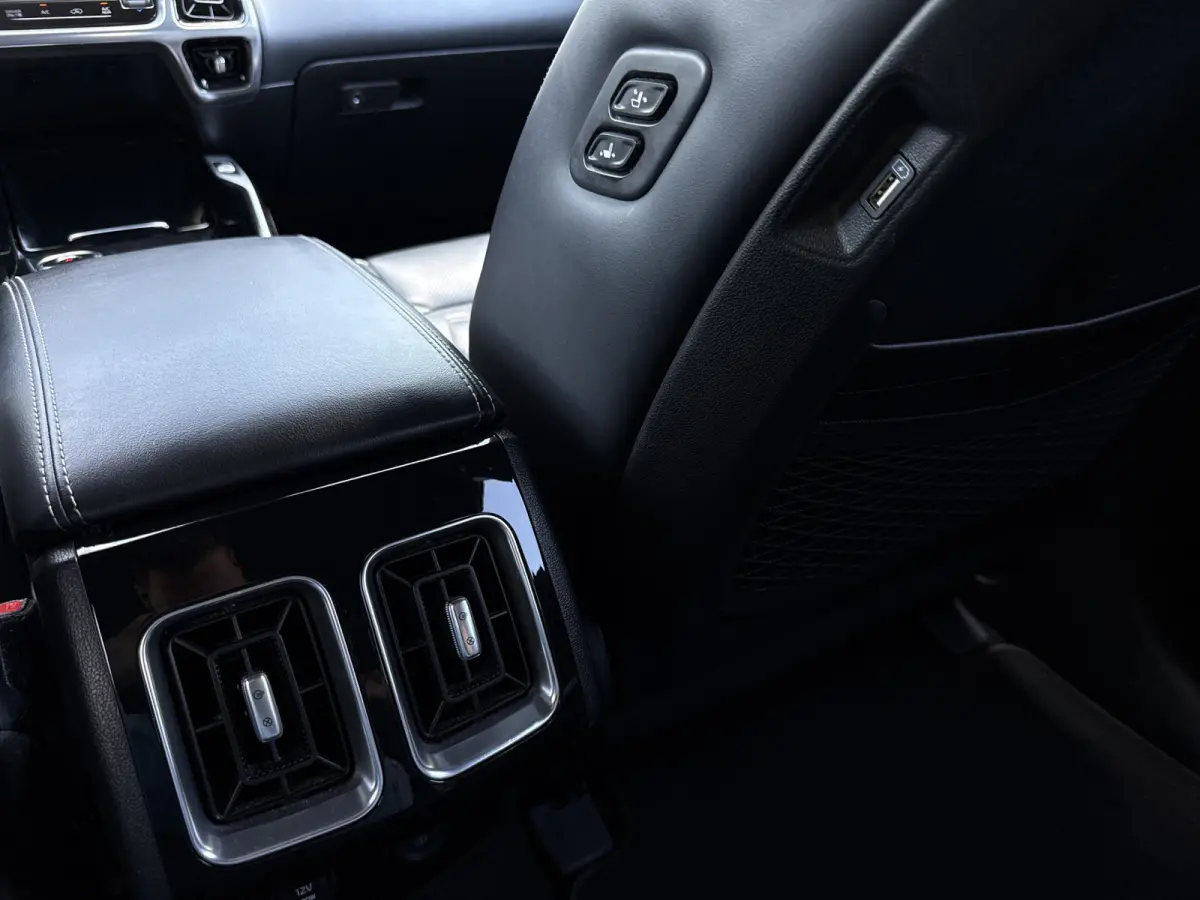 1.6 T-GDI Plug-in Hybrid 4WD ExecutiveLine 7p. | Vol opties | BTW | 1e Eig | SOH 97%