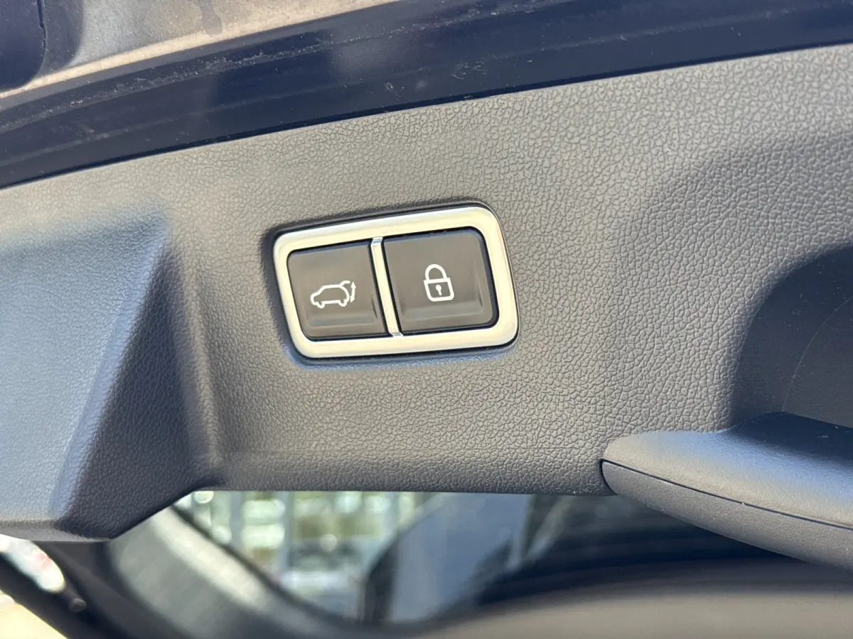 1.6 T-GDI Plug-in Hybrid 4WD ExecutiveLine 7p. | Vol opties | BTW | 1e Eig | SOH 97%