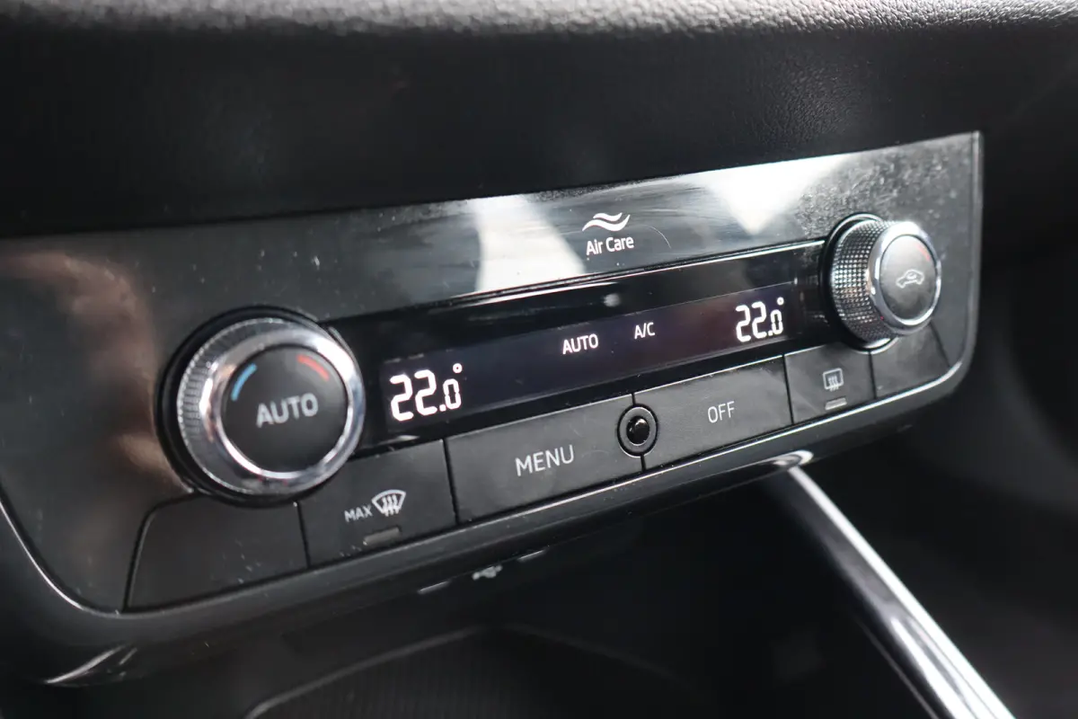 1.0 TSI Business Edition 95PK | Apple Carplay/Android Auto|telefoonintegratie premium | Cruise control adaptief | Keyless entry/start
