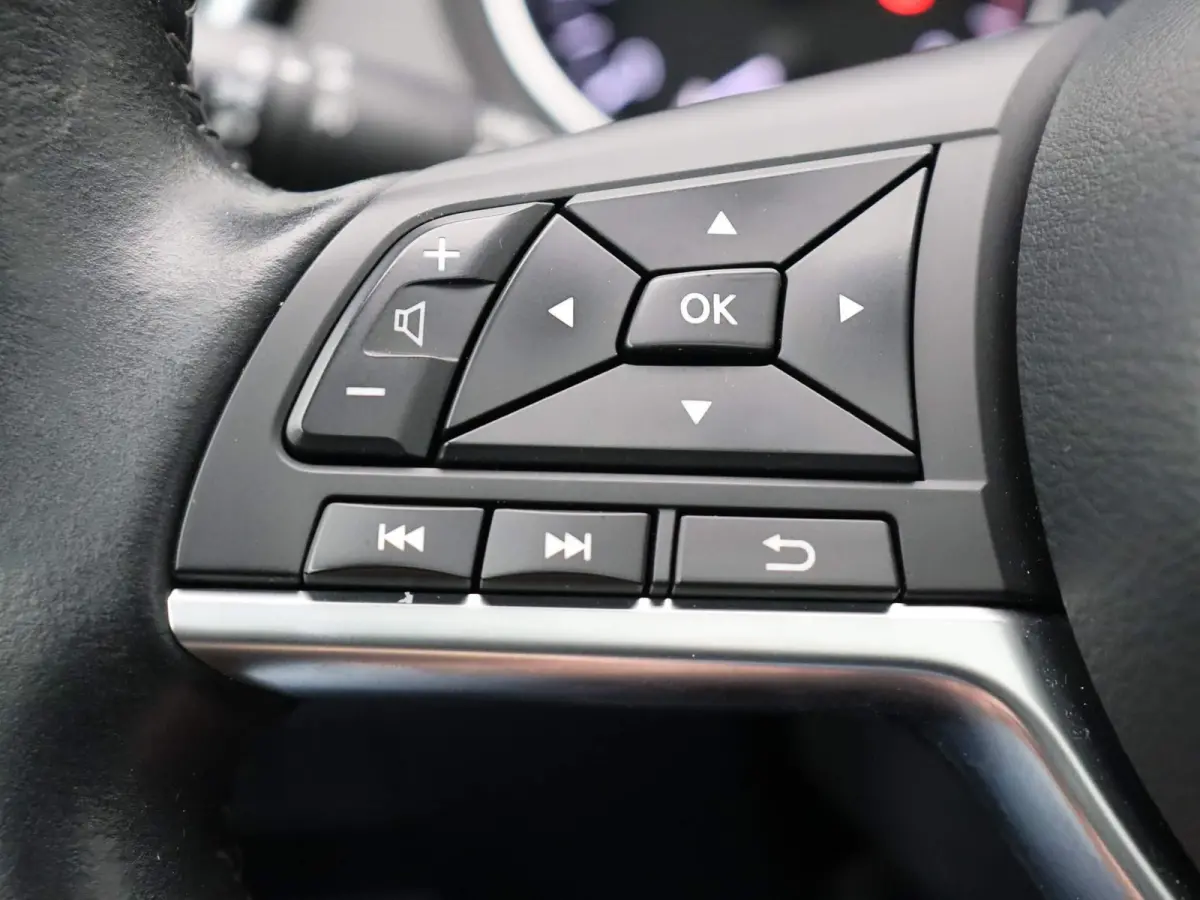 1.6 Tekna 163pk Nissan Qashqai 163pk Tekna | Voorruit verwarming | stoel verwarming | Panorama dak | Cruise control | Navigatie | Climate control |