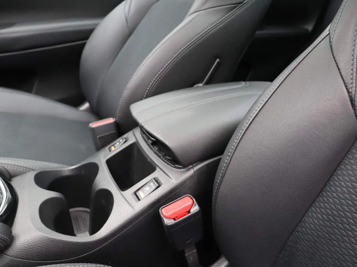 1.6 Tekna 163pk Nissan Qashqai 163pk Tekna | Voorruit verwarming | stoel verwarming | Panorama dak | Cruise control | Navigatie | Climate control |