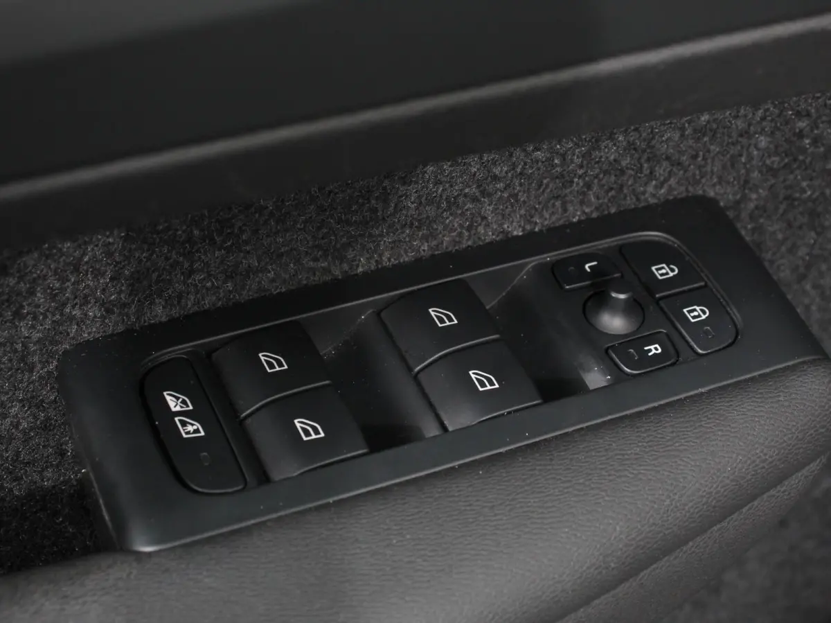 Single Motor Plus 69 kWh Panoramadak Navigatie Camera Climate Control Adaptive Cruise Control Keyless entry&go