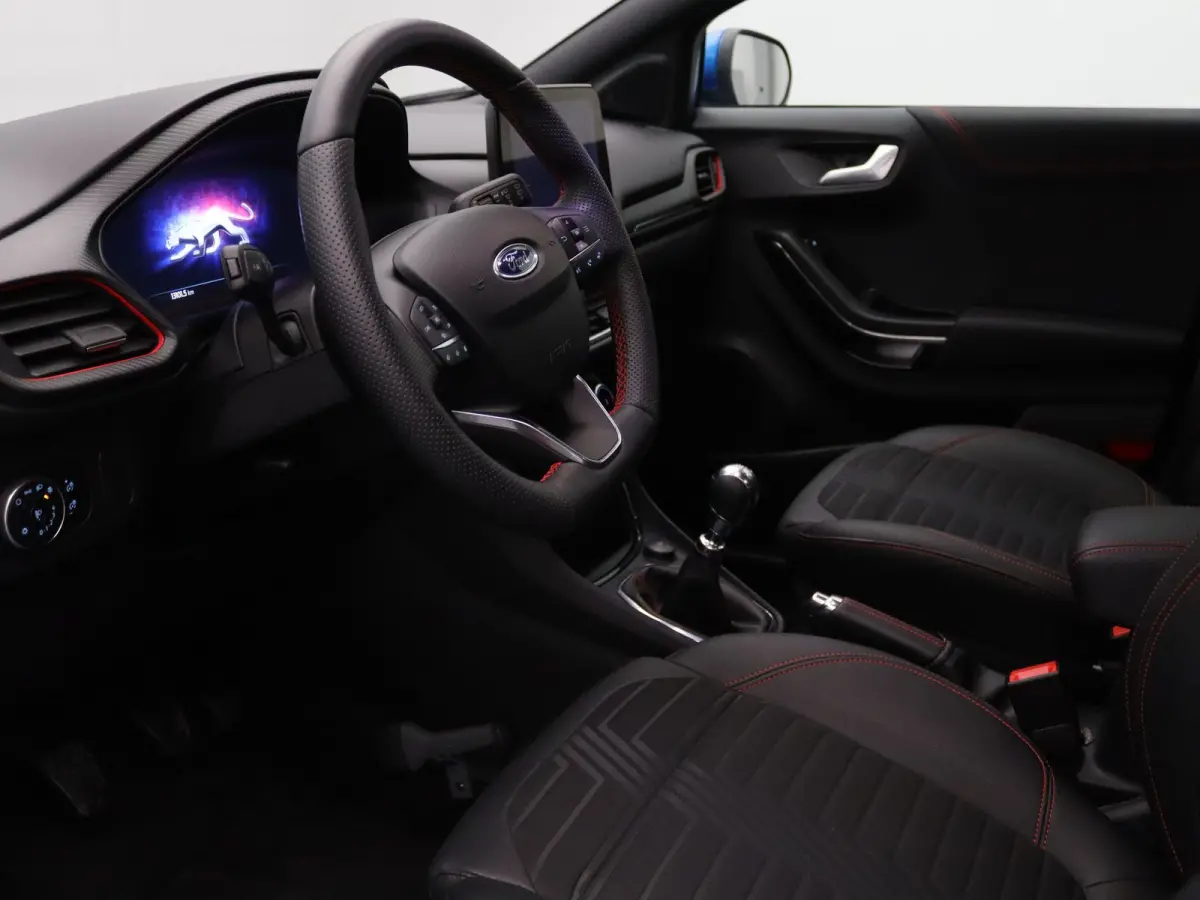 125pk EcoBoost ST-Line X Apple Carplay/Android Auto | Climate