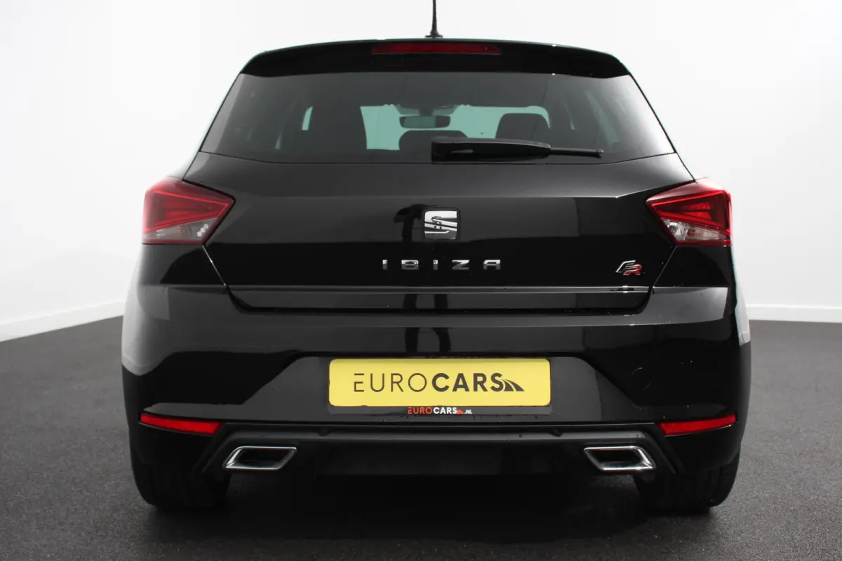 1.0 TSI DSG FR Cruise Control Front Assist Privacy Glass Stoelverwarming Apple Carplay/ Android Auto Led Lichtmetalen velgen
