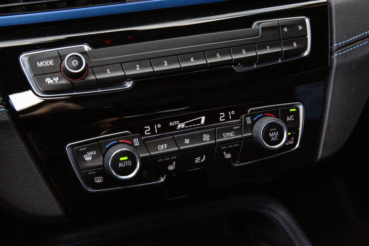 sDrive20i High Executive M-Sport , Panoramadak, Head-up display, Memory, Head-up display,