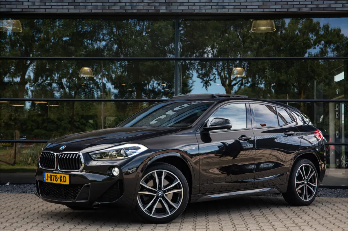 sDrive20i High Executive M-Sport , Panoramadak, Head-up display, Memory, Head-up display,