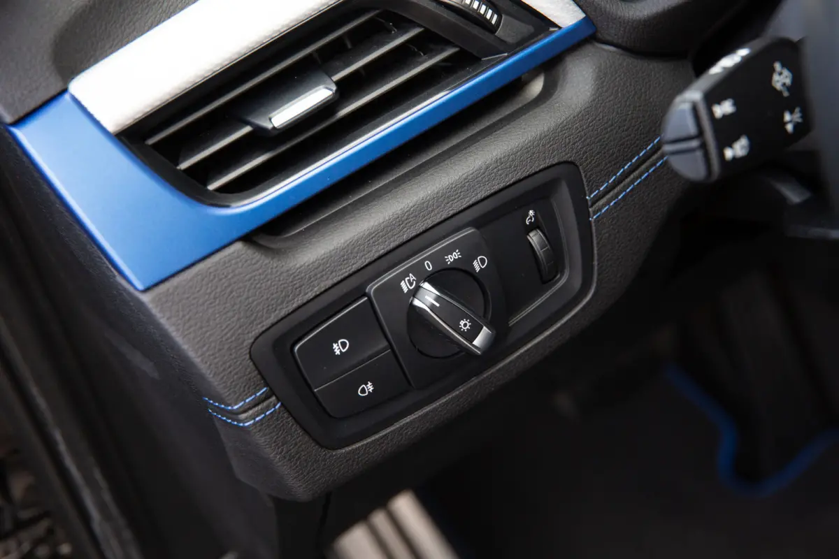 sDrive20i High Executive M-Sport , Panoramadak, Head-up display, Memory, Head-up display,