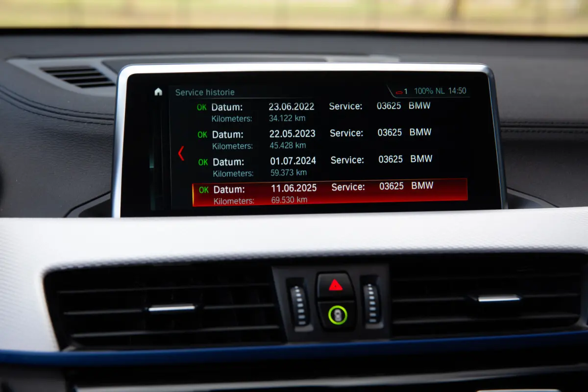 sDrive20i High Executive M-Sport , Panoramadak, Head-up display, Memory, Head-up display,