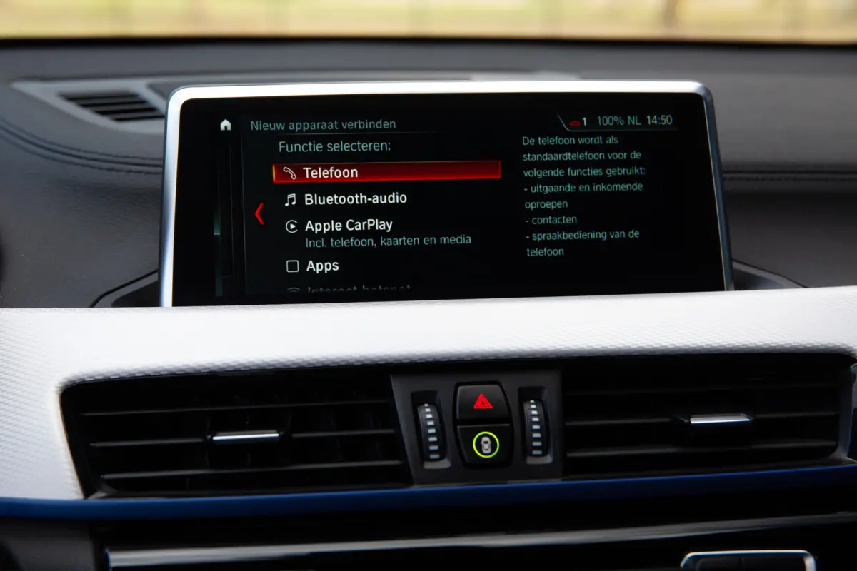 sDrive20i High Executive M-Sport , Panoramadak, Head-up display, Memory, Head-up display,