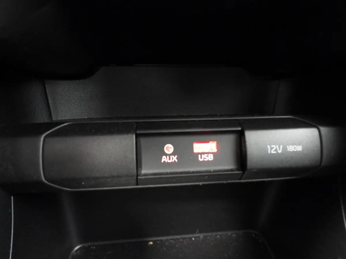1.0 CVVT EconomyPlusLine AIRCO/BLUETOOTH!