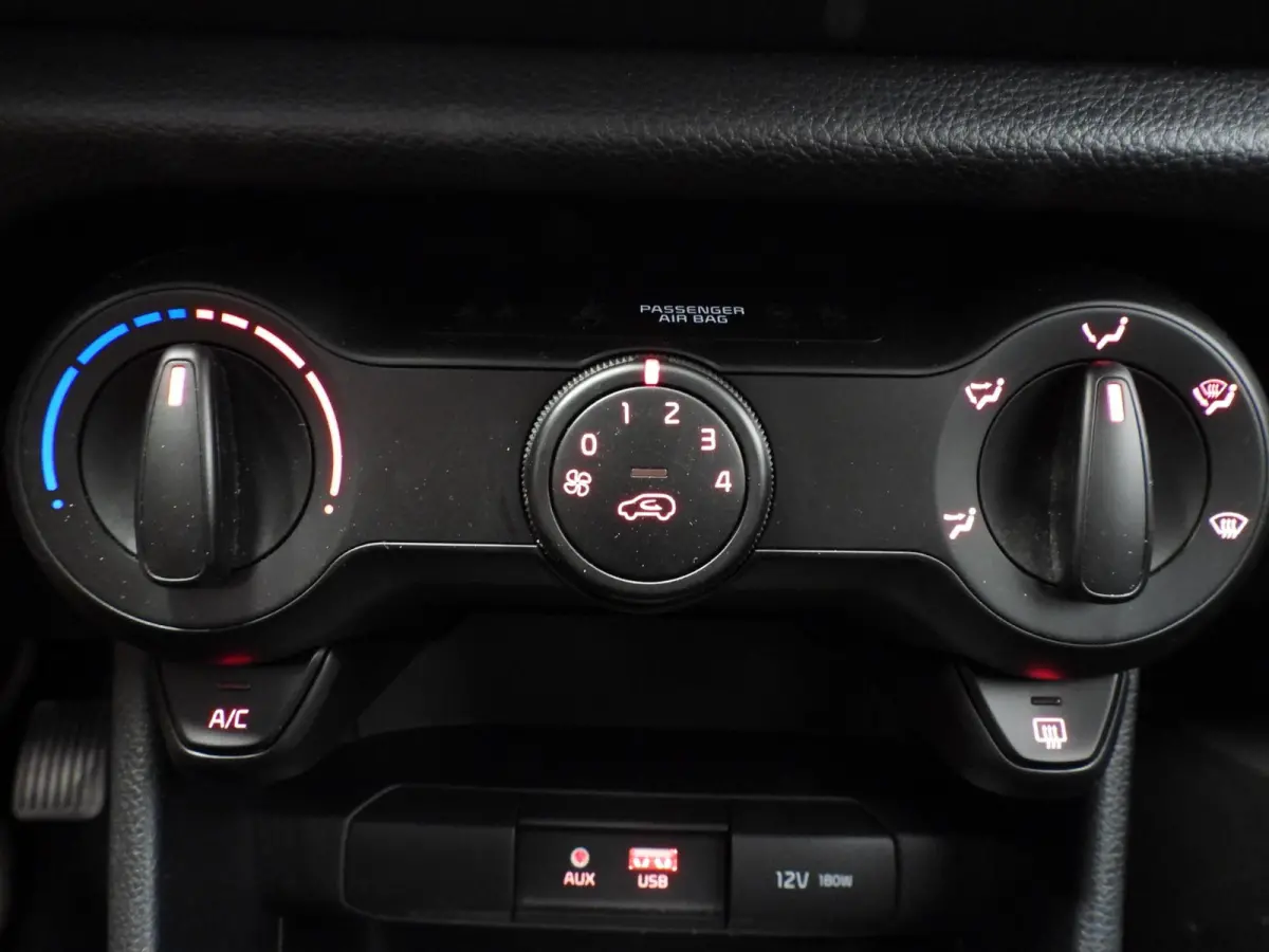 1.0 CVVT EconomyPlusLine AIRCO/BLUETOOTH!