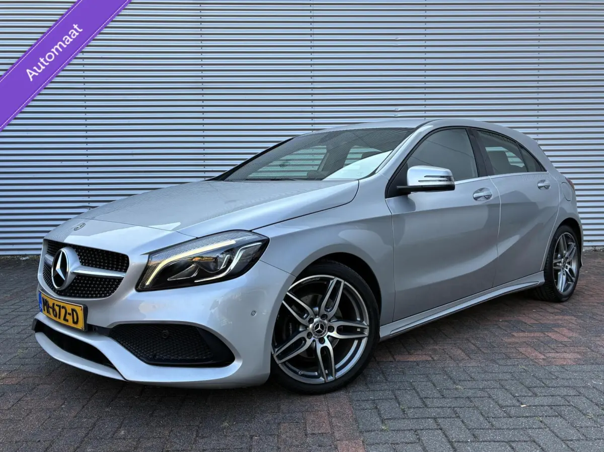A180 AMG Aut Cruise Navi Facelift Model NL Auto Xenon Led 2017